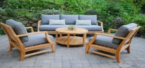 Почему уличная мебель быстро теряет вид